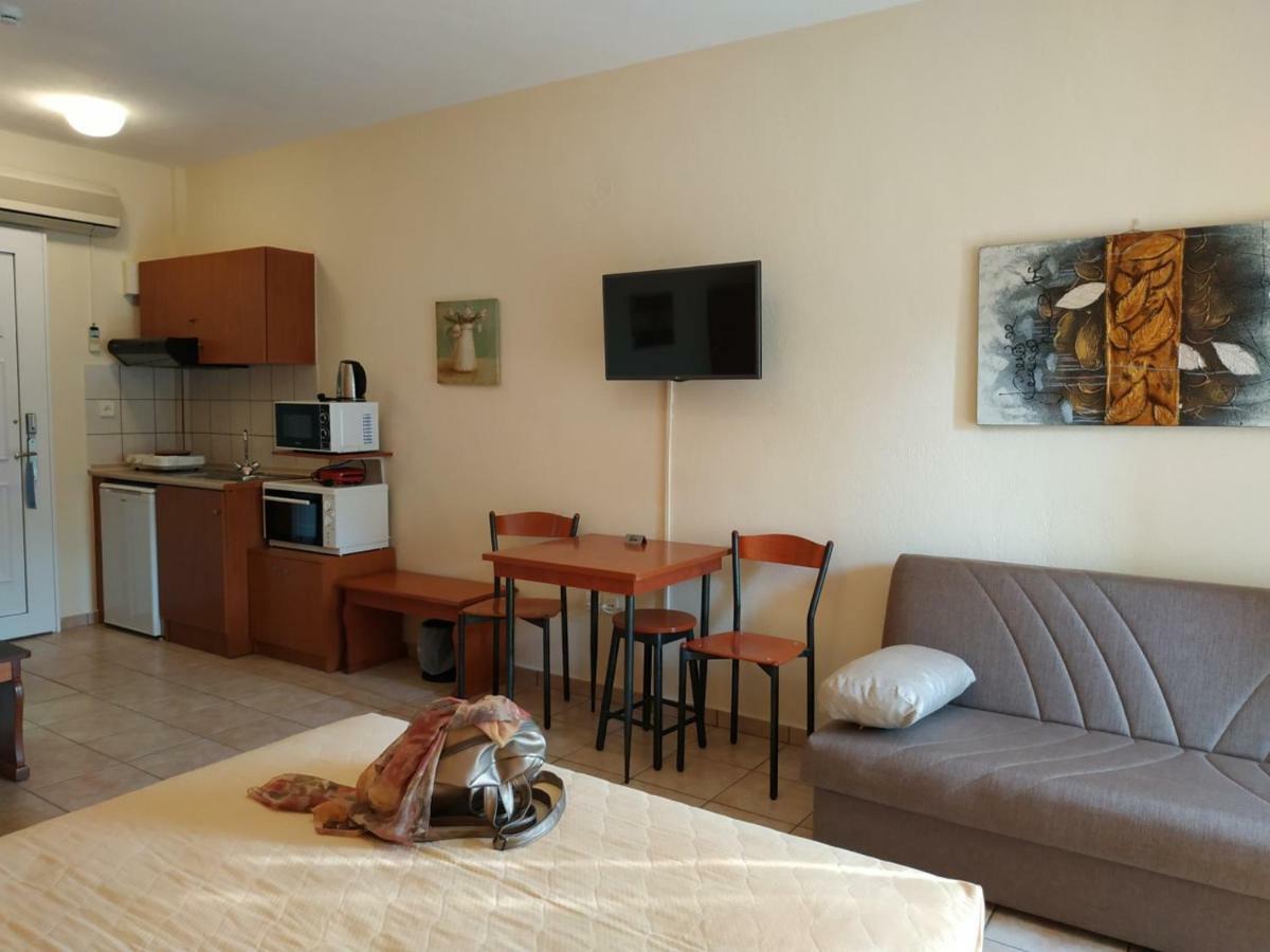 Aparthotel Amalia PalaiónTsiflíkion Exteriér fotografie