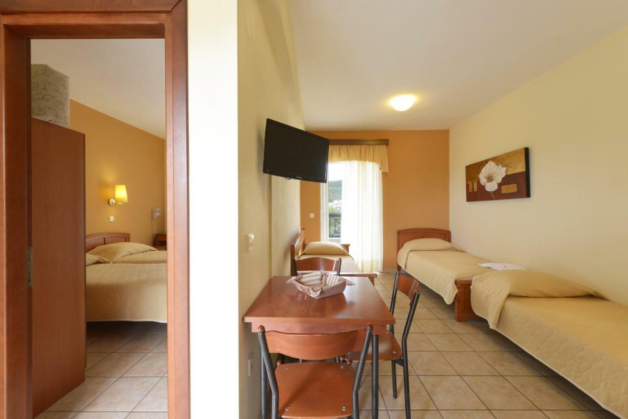 Aparthotel Amalia PalaiónTsiflíkion Exteriér fotografie