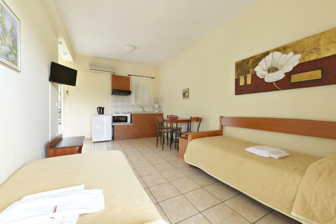 Aparthotel Amalia PalaiónTsiflíkion Exteriér fotografie