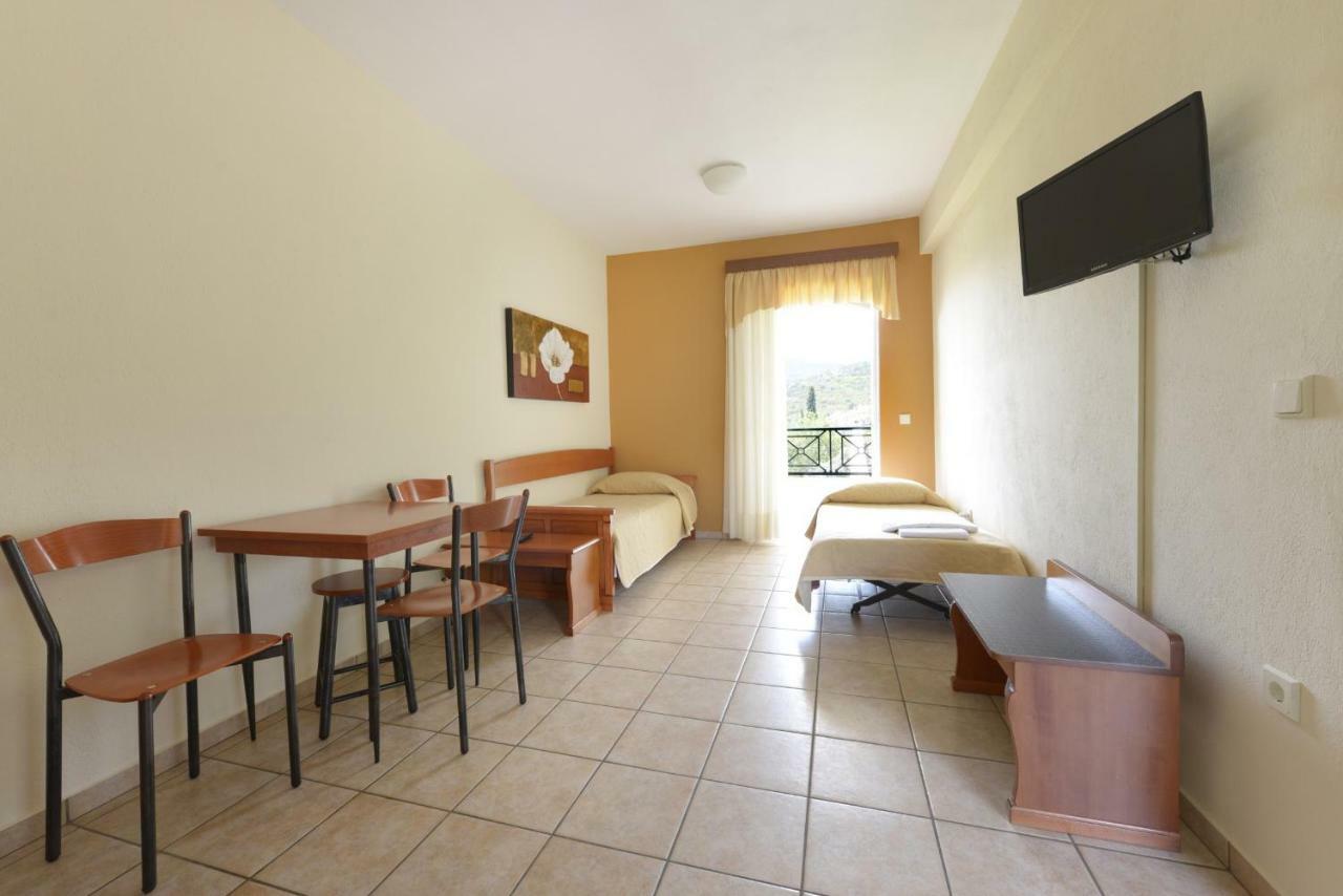 Aparthotel Amalia PalaiónTsiflíkion Exteriér fotografie